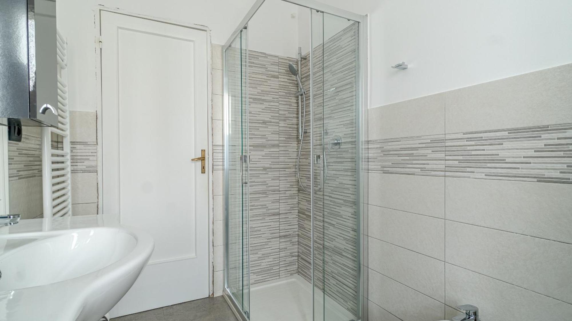 Italianway - Betti 46 Apartment Рапало Екстериор снимка