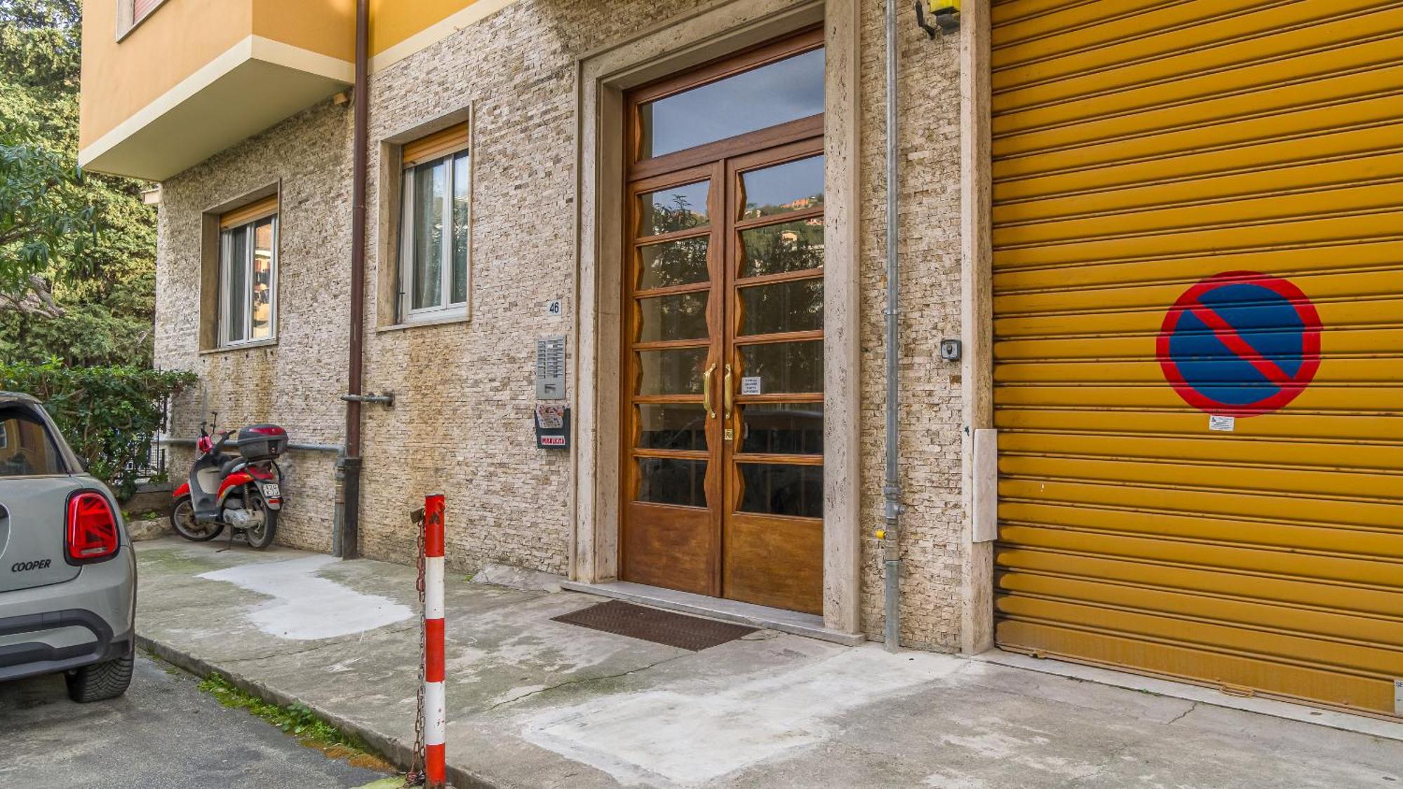 Italianway - Betti 46 Apartment Рапало Екстериор снимка
